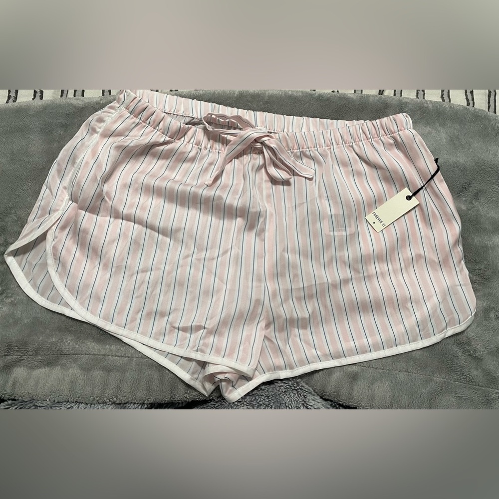 Forever 21 PJ Set - Picture 2 of 3